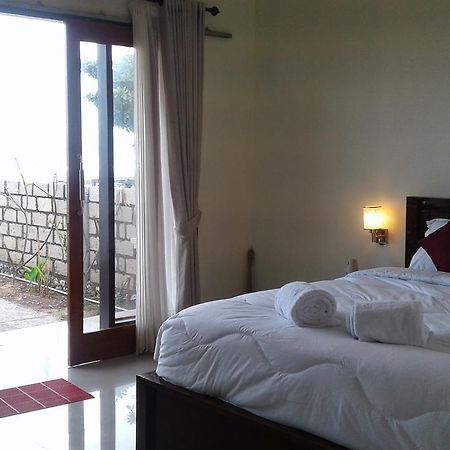 Cave Beach Bungalow Semaya Exterior foto