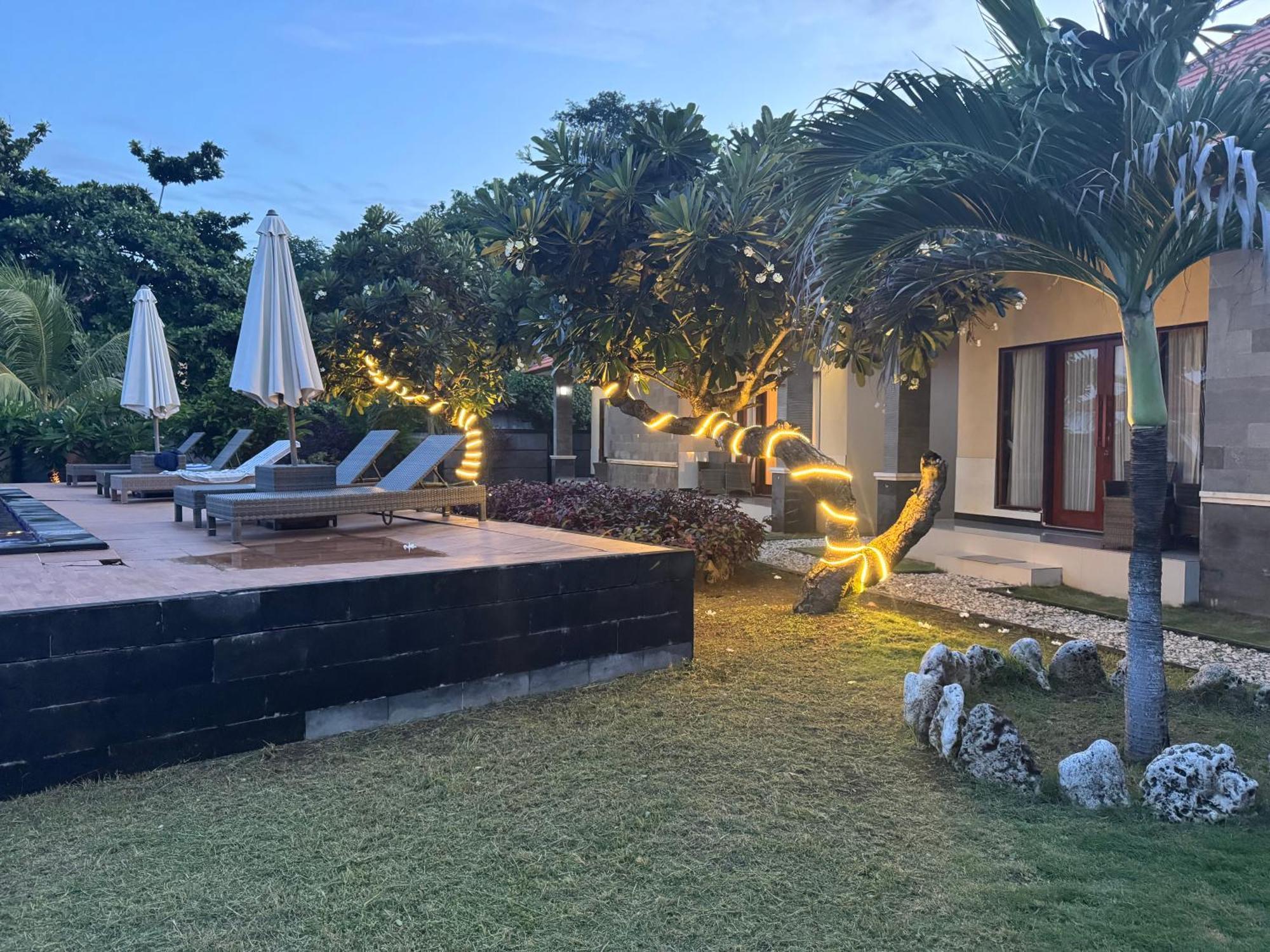Cave Beach Bungalow Semaya Exterior foto